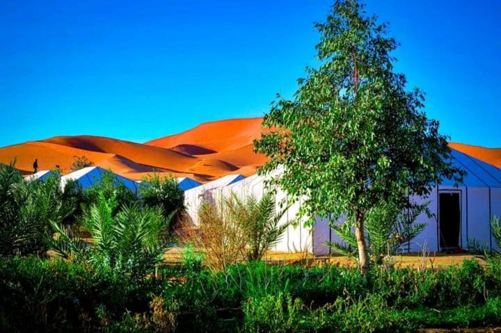 Riad Les Roches Merzouga Exterior foto