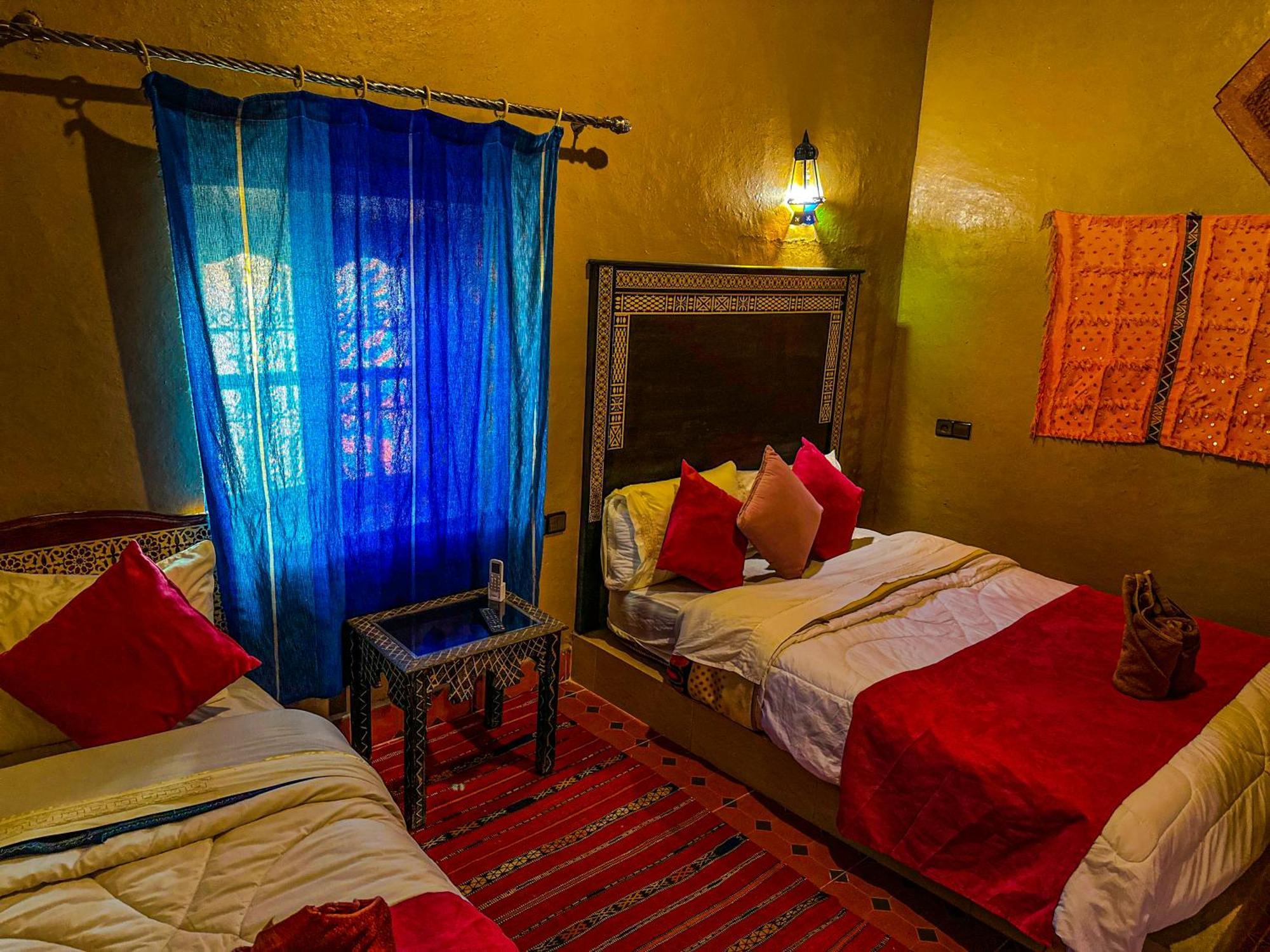 Riad Les Roches Merzouga Exterior foto
