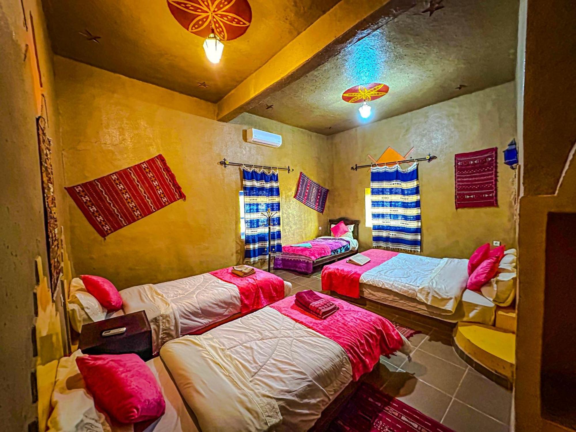 Riad Les Roches Merzouga Exterior foto